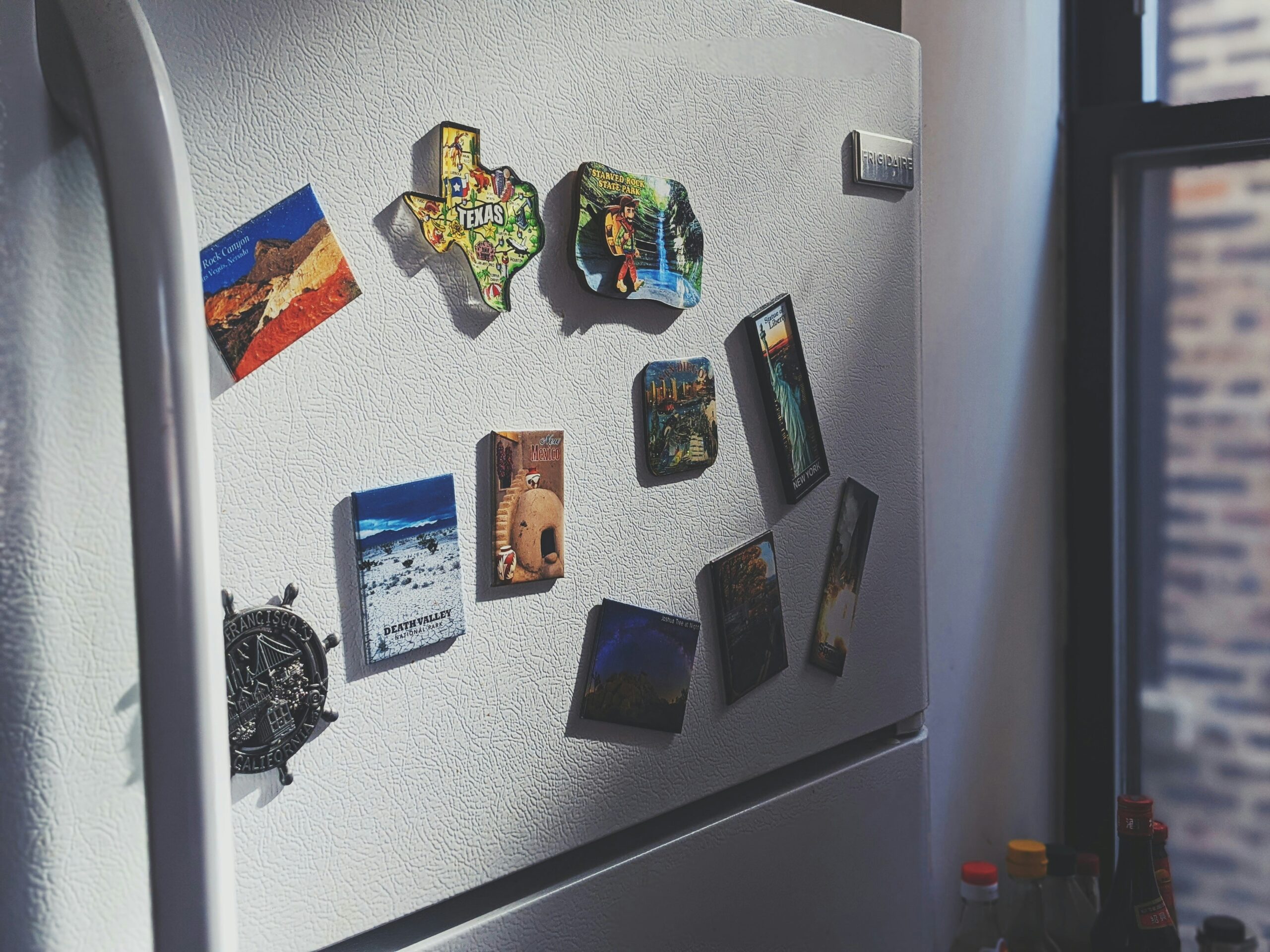 Illustration showing the importance of portable snacks for gamers
